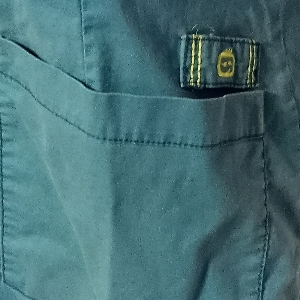 Wonderflex scrub top - Picture 2 of 3